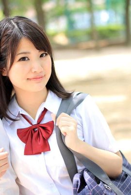 (Mizutani Mizutani) Nach der Schule bittet sie ihre schöne Schulfreundin, ein Zimmer bei ihr zu haben (55P)