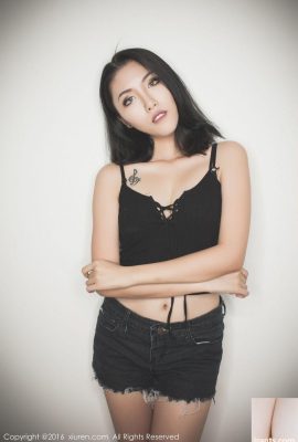 Cooles, junges Beauty-Model Li Xiyao verführt in Jeansshorts und Unterwäsche (44P)