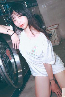 Die auffälligen Bilder des süßen Mädchens „Yi Qing“ sind berauschend! Die runde Mordwaffe ragt hervor (10P)