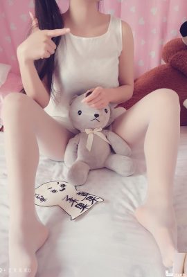 (Aus dem Internet gesammelt) Weibo-Mädchen Xia Moguo hat Hände, Füße und rote Lippen (27P)