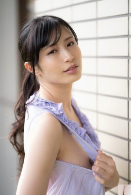 (Nakajo Kanon) Das neueste Foto einer reifen Frau mit runden und zarten Brüsten macht das Internet heiß (17P)