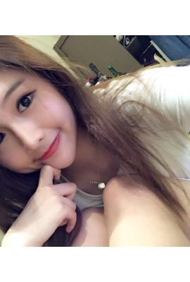 KC empfiehlt die schönste Assistentin ~ Huang Lele bbooxlok (32P)