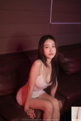 Das koreanische Pink-Beauty-Model zeigt auf Fotos mutig ihren verführerischen Körper – LeeSeol (59P)