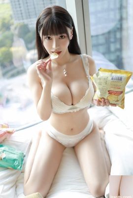 Die Kartoffelchips und Brüste des reinen jungen Mädchens Zhu Ker warten darauf, von Ihnen probiert zu werden (47P)
