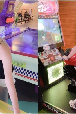 JKF-Mädchen Angela Guo Guigui & Cassie Gong Yingxuan Videospielzimmer PK (15P)