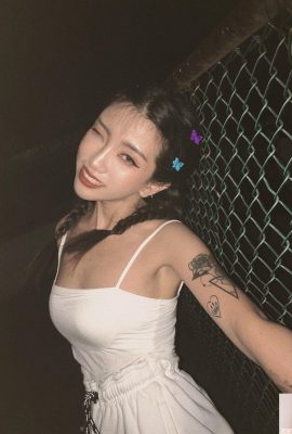 Das sexy hübsche Mädchen „Xiang Yu“ mit dem pfirsichfarbenen Hintern ist großzügig genug (11P)