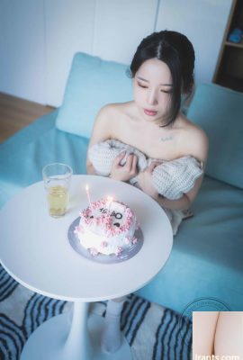 Koreanische Schönheit Yeha Geburtstagsparty-Cream-Torte (41P)