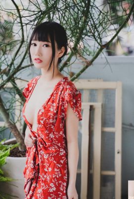Die sexy kleine Süße „Ai Qing Iris“ schockierte das Publikum mit ihren pfirsichförmigen Brüsten (11P)