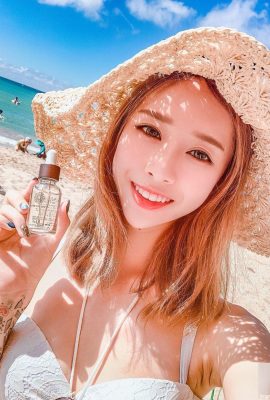 Heißes Girl „Zhang Xiaomi Mimi“ setzt ihren weißen und zarten Körper nur der strahlenden Sommersonne aus (14P)