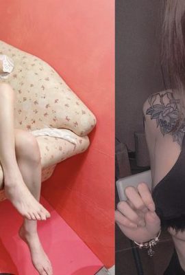 Die süße Göttin „Lin Yufei“ mit F-Brüsten ist sowohl süß als auch sexy. Eine solche Sekretärin ist so verführerisch, wie kann sie bei der Arbeit ernsthaft arbeiten!  (21P)