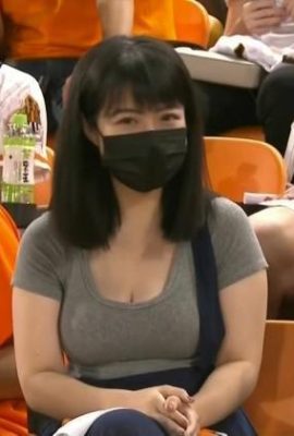 Ist die Schüssel mit Tainan-Reiskuchen besonders groß? Die Brust des weiblichen Fans ist „schneeweiß und sexy“, sie nimmt ihre Maske ab und sieht supersüß aus ~ Xiaobo (12P)