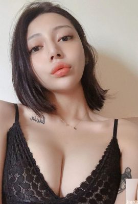 Ein Paar Augen voller starker Elektrizität, eine große Nase und heiße rote Lippen sorgen für eine super sexy Atmosphäre~Elaine Ling (16P)