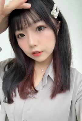 Das süße Mädchen „Xie Ni“ hat ein wunderschönes und hübsches Gesicht und eine schöne und zarte Figur, die atemberaubend ist (10P)
