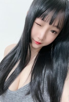 Das vollbusige Mädchen „Xu Ganzai“ hat eine heiße Figur und ist so weiblich, dass sie schlecht ist (10P)