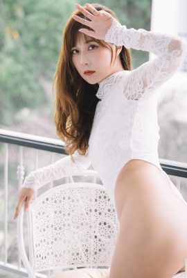 Das heiße Mädchen „Yu QingMin“ hat göttliche Schönheit, einen gewalttätigen Körper und ist sehr verführerisch (10P)