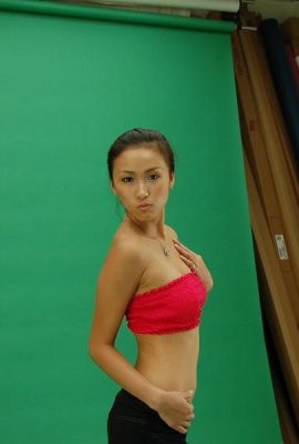 (Chinesische Modelserie) Zhebai-Aktmodell Kelly, superbelichteter oberer Teil ihrer Brüste, Nacktfoto (88P)