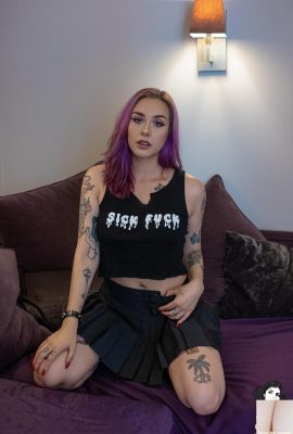 (Suicide Girls) 01.01.2025 -Eleonxrwild – Sick World (54P)