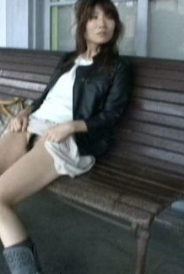 Die kleinen Paare des Insellandes wurden in verschiedenen Gelegenheiten fotografiert, um Sex zu zeigen (28p)