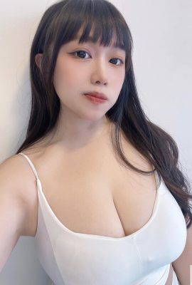 Weiße Haut und wunderschönes Aussehen „Emma_ouyang“ mit einem aussehen Sie charmant Ihr Herz (20p)