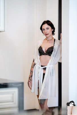 (Suicide Girls) 11. März 2025 – Raeriley – Morgenfreude (52p)