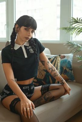 (Suicide Girls) 09. Mai 2025 – Allyblack – Lass uns tanzen… später (48p)