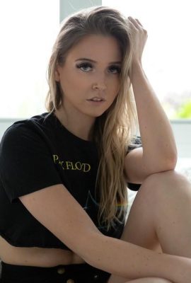 (Suicide Girls) 10. Mai 2025 – Robynlee – Ich wünschte, Sie wären hier – (57p)