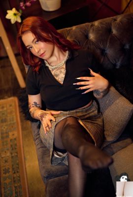 (Suicide Girls) 14. Mai 2025 – Scolw – Vergnügen und Lust (44p)