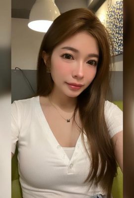 Schöne Brüste, kleines Pferd „Xue Ruhan“ hat stolze und erstaunliche Doppelgipfel (10p)