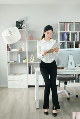(Nationales Modell menschlicher Körper) Nnian“Praktikantsekretär“ (49p)