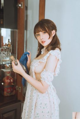 Natsuko Sushiko – Blumenschürze (55p)