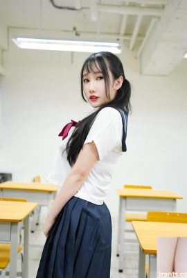 „Yu Yuwen“ perfekte Figur und Nullfehler (10p)