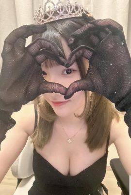 „Lily Yim“ hat wunderschöne Brüste und tiefe Rillen, die man nicht ignorieren kann (10P)