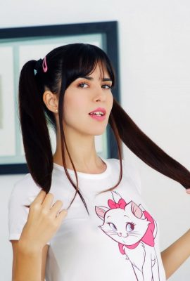 Leni Doll – Lebende Puppe (89P)