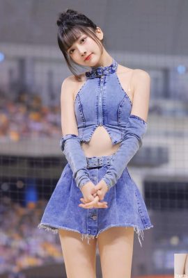 Die tiefen, großen Augen und die sexy Figur von „Yi Chen“ werden Ihr Herz verführen (10P)