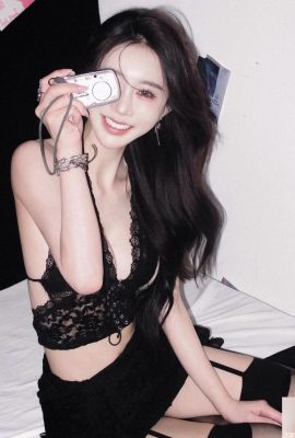 „Aki Chen Fanfan“ zeigt ihre wunderschöne Figur und ist vorne und hinten so heiß (10P)