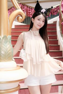 „Zhang Yuan“ sexy Po ist ein absoluter Hingucker (10P)