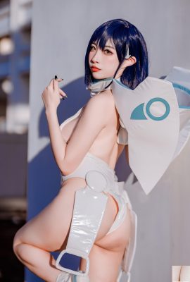 Nisa – Kampfanzug (18P)