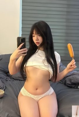 (Twitter-Schönheit) @aryminh (18P)