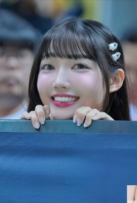 Das großäugige junge Mädchen „Shao Yan yenyen“ hat eine anmutige und gute Figur, die den Menschen ein Gefühl von Energie verleiht (10P)