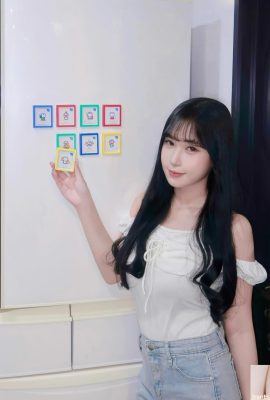 „Peng Peng“ ist fasziniert von ihrem schönen Gesicht (10P)