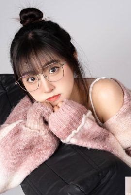 Die bezaubernden Kurven der sexy Online-Schönheit „Stupid C“ entfachen direkt den Hunger (10P)