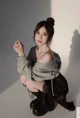 Die Göttin „Wang Ruyin“ hat große, tränende Augen voller Elektrizität und ein Gefühl der Liebe (10P)