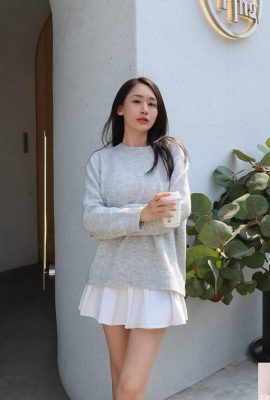 „Carina“ hat eine heiße Figur und das Bild ist zu auffällig (10P)