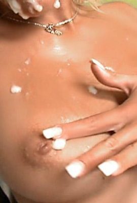 Ein Kampf, der damit begann, dass ein Nigger seinen Anus leckte (15P)