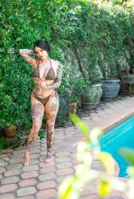 (Suicide Girls) 14. August 2025 – Juneeberri – My Own Summer (48P)