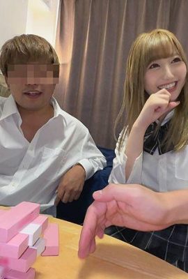 (Wie eine Fee) Dieser 19-Jährige mit glattem blonden Haar und rasierter Muschi? (瘠嗓蓯郅ē氓沥?.. (21P)