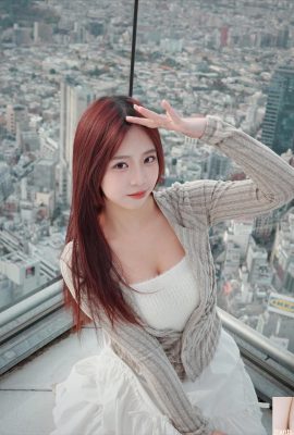 „Die Gruppe ist hervorragend“ hat eine zu heiße Figur und zeigt ihre verführerischen Kurven (10P)